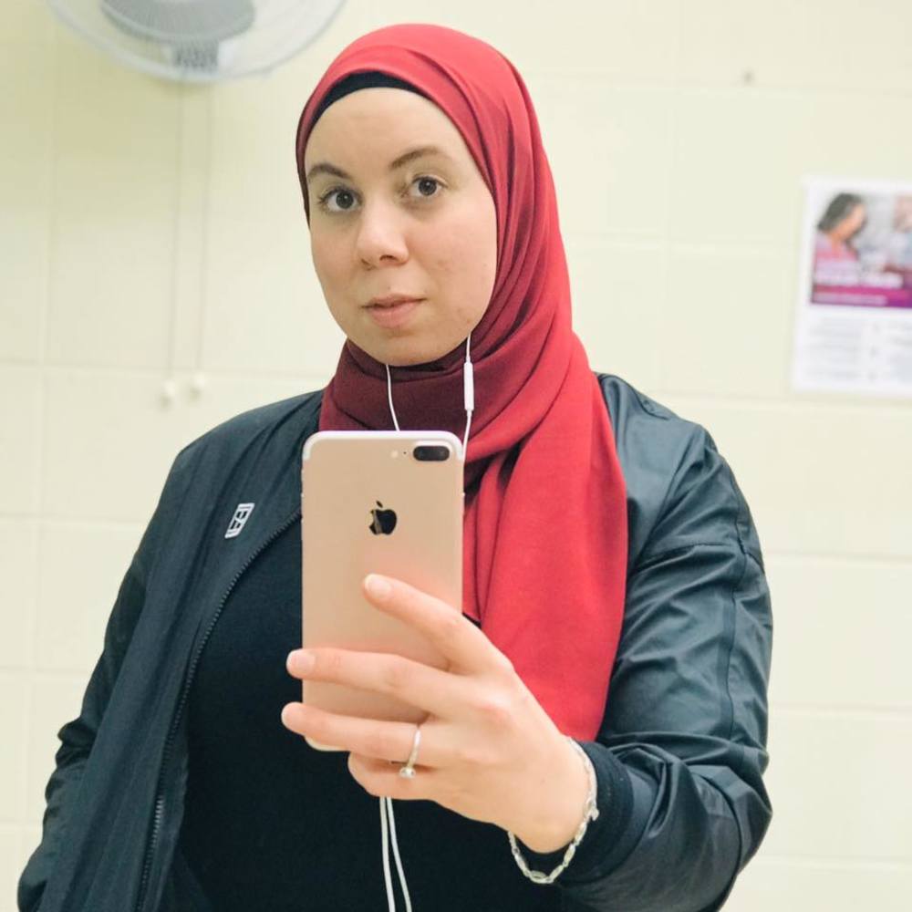 Meet your Posher, Yousra